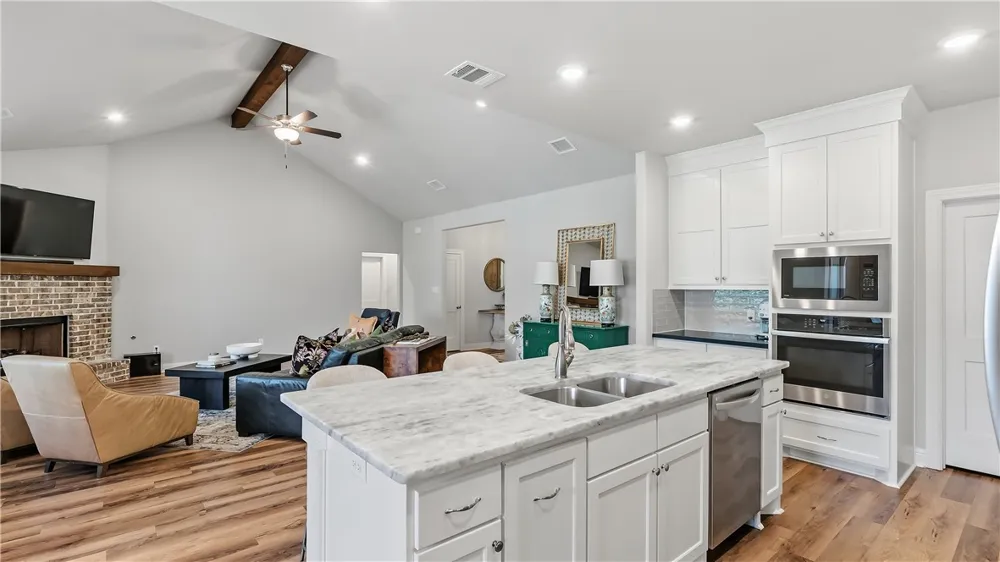 10468 Cornwall Lane Iola, TX 77861