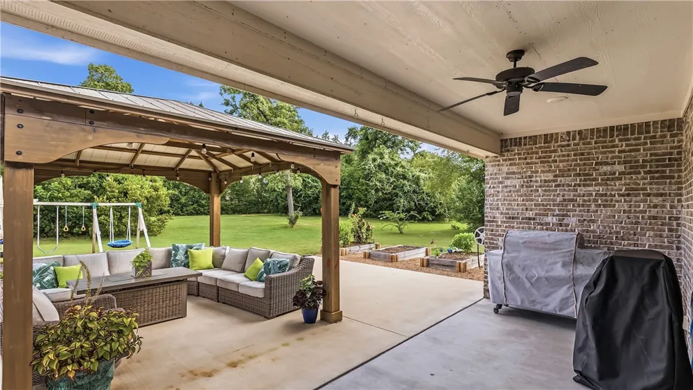 10468 Cornwall Lane Iola, TX 77861
