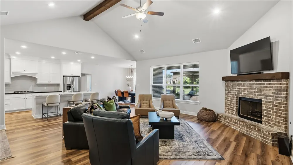 10468 Cornwall Lane Iola, TX 77861