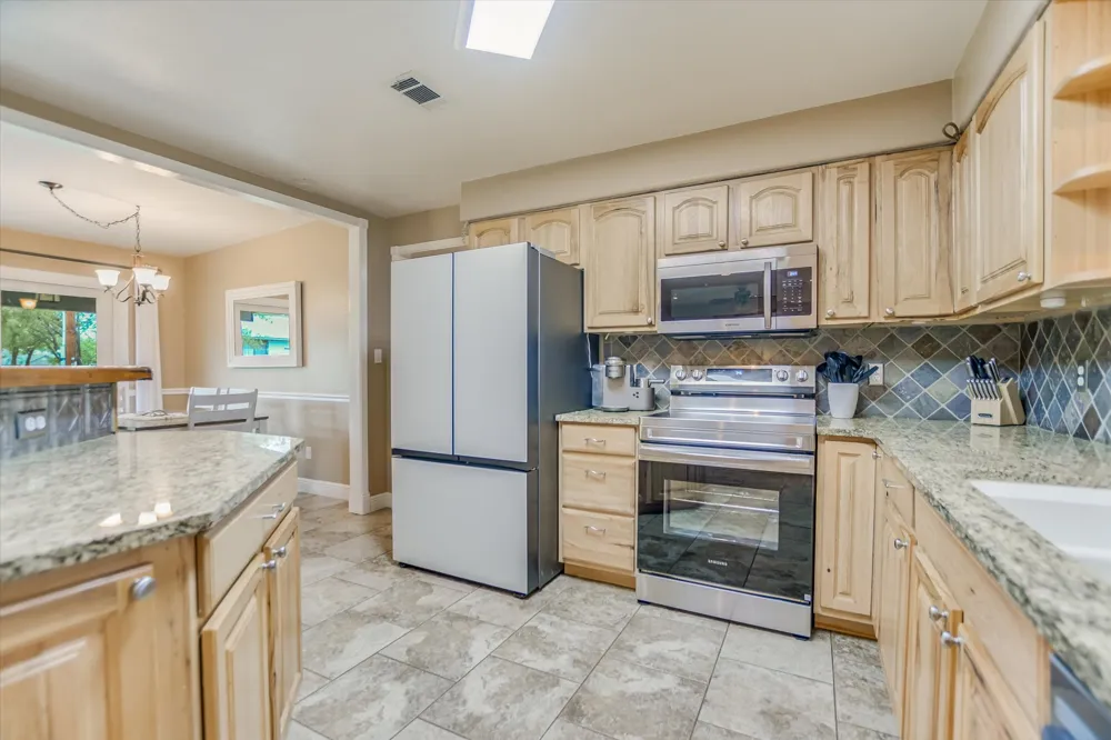 874 Pine Lane Cottonwood Shores, TX 78657