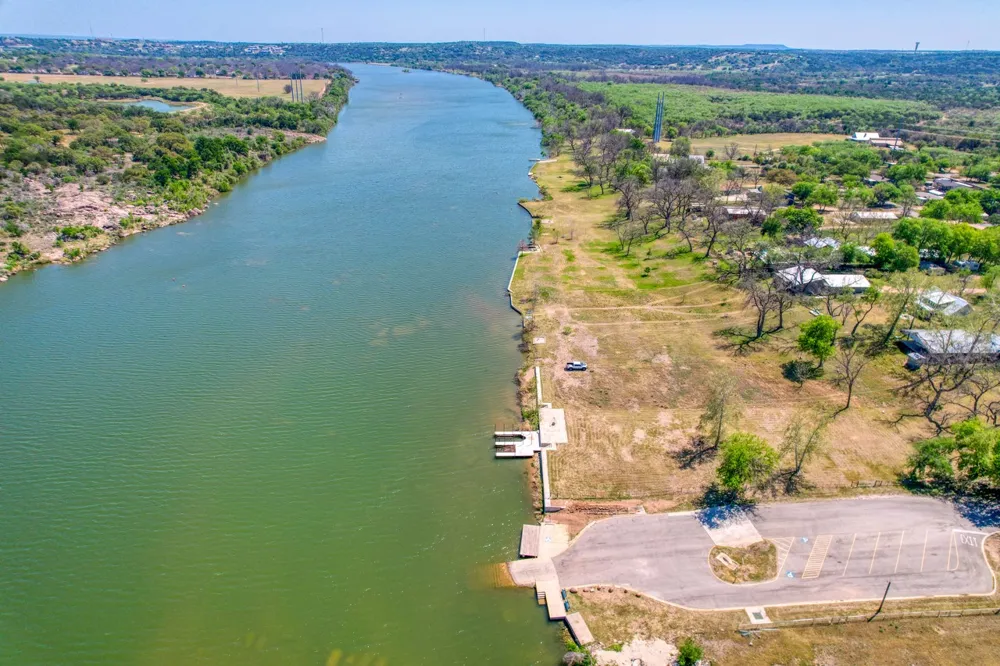 874 Pine Lane Cottonwood Shores, TX 78657