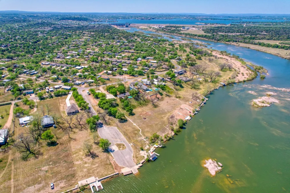 874 Pine Lane Cottonwood Shores, TX 78657