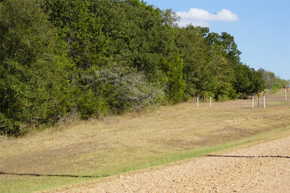 1135 Private Road 7039 Lexington, TX 78947