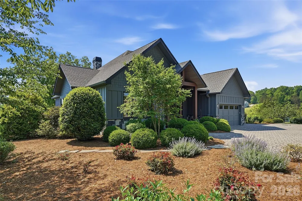 984 Mapleton Lane Columbus, NC 28722