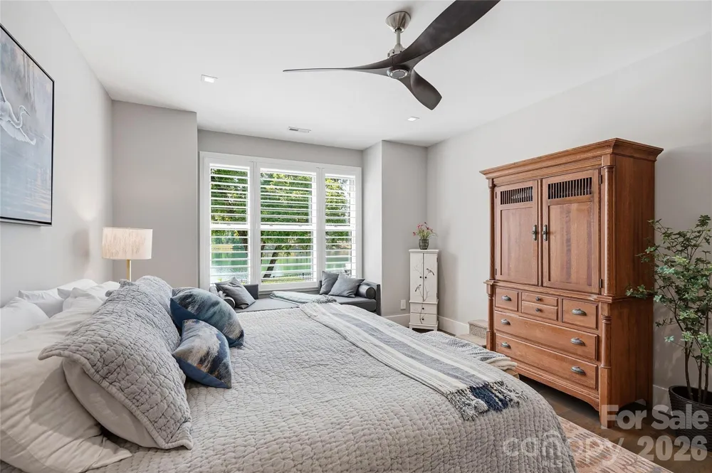984 Mapleton Lane Columbus, NC 28722