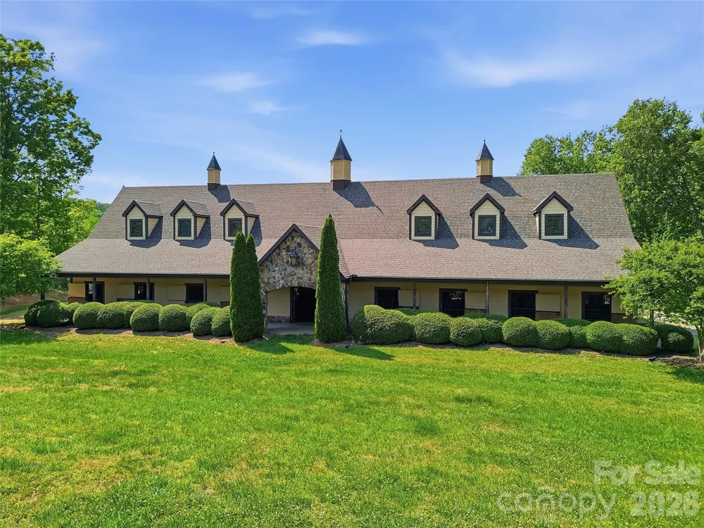 984 Mapleton Lane Columbus, NC 28722