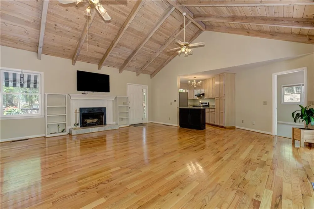 24 Sal Mountain Way Sautee Nacoochee, GA 30571