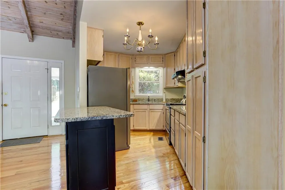 24 Sal Mountain Way Sautee Nacoochee, GA 30571