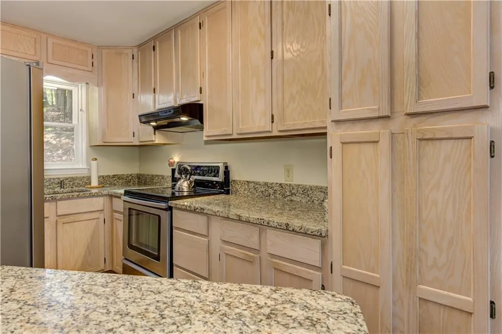 24 Sal Mountain Way Sautee Nacoochee, GA 30571