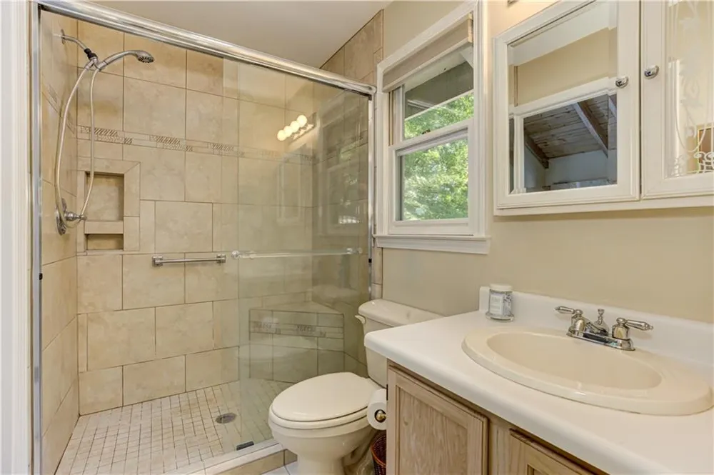 24 Sal Mountain Way Sautee Nacoochee, GA 30571