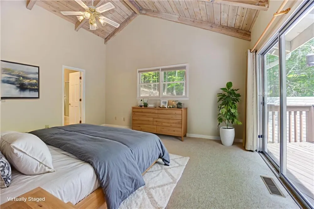 24 Sal Mountain Way Sautee Nacoochee, GA 30571