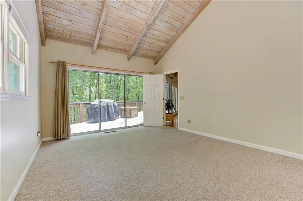 24 Sal Mountain Way Sautee Nacoochee, GA 30571