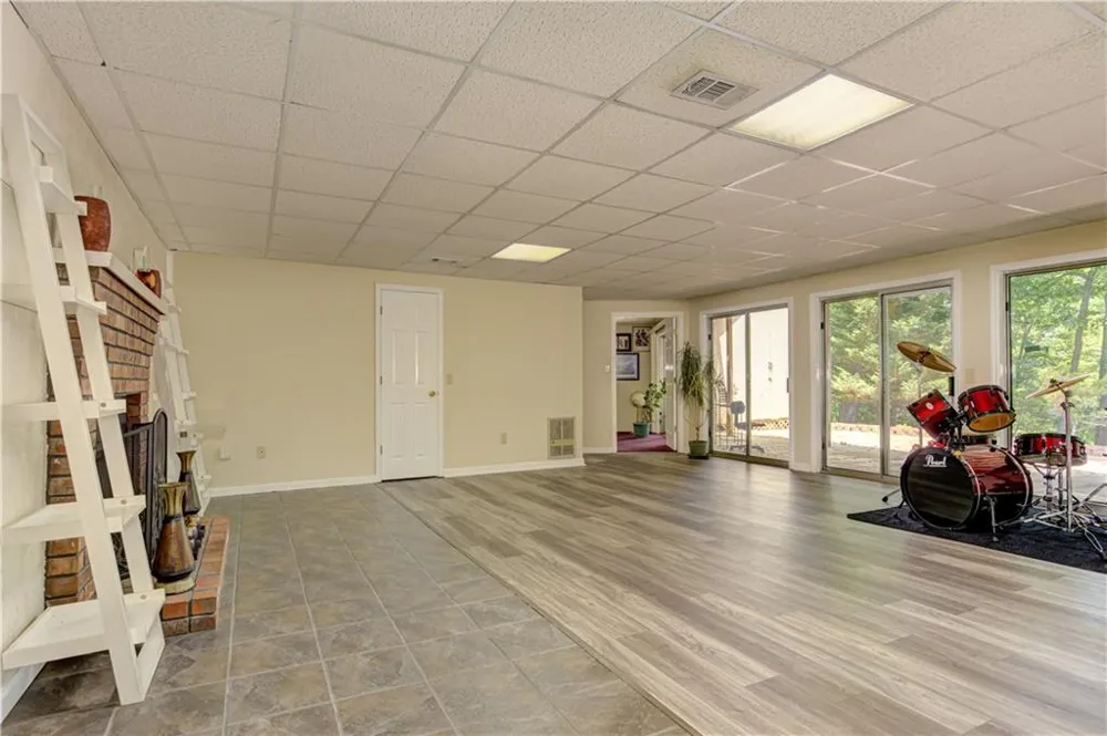 24 Sal Mountain Way Sautee Nacoochee, GA 30571