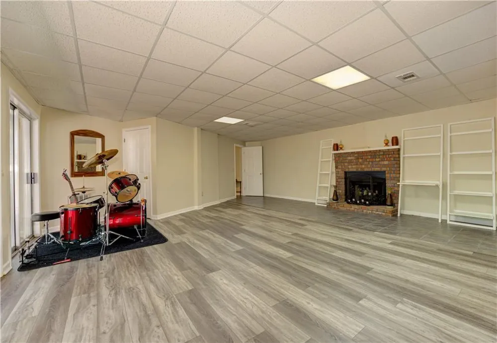 24 Sal Mountain Way Sautee Nacoochee, GA 30571