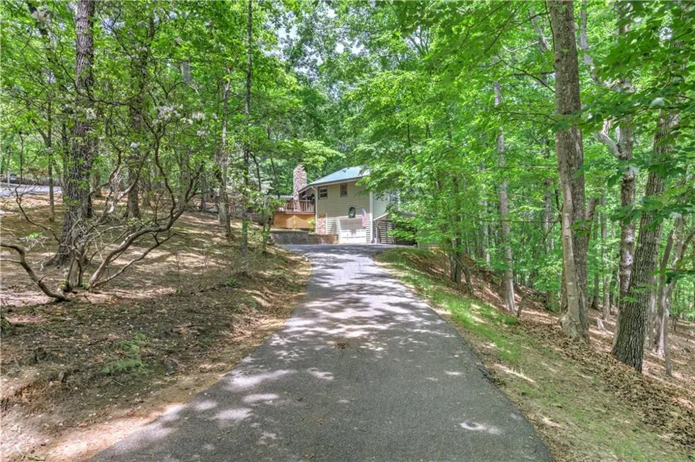 24 Sal Mountain Way Sautee Nacoochee, GA 30571