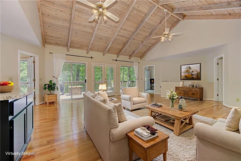 24 Sal Mountain Way Sautee Nacoochee, GA 30571