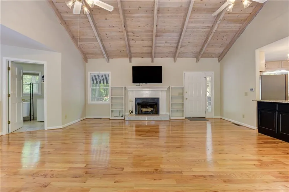 24 Sal Mountain Way Sautee Nacoochee, GA 30571