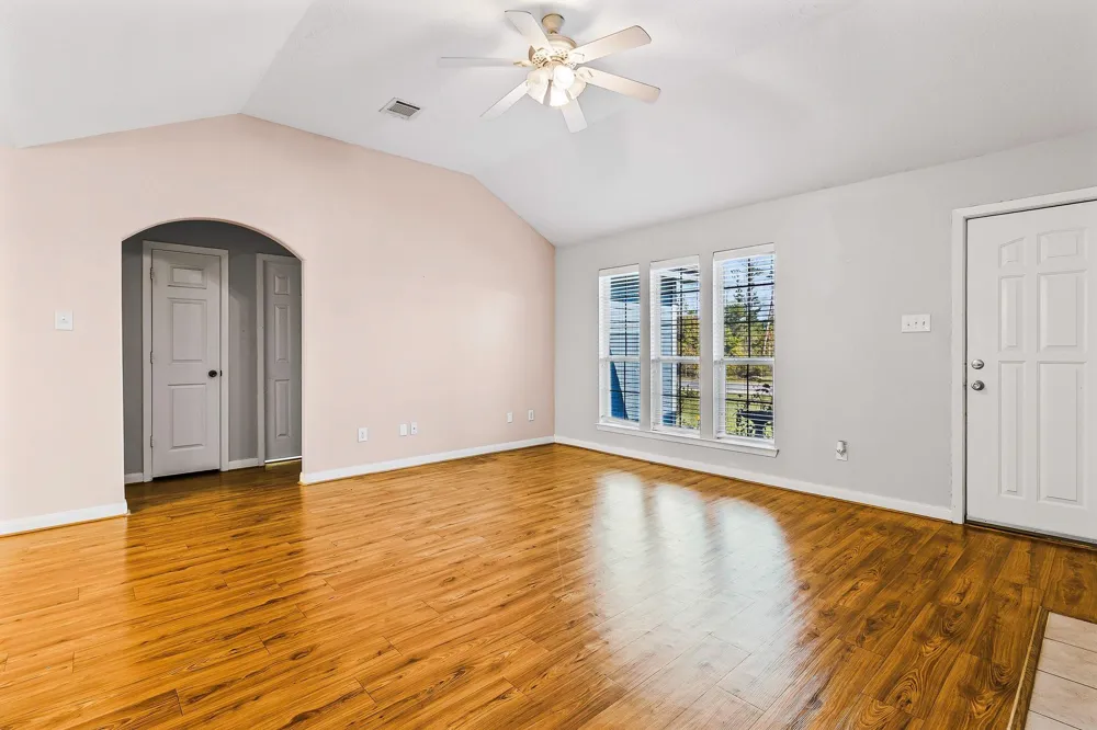 1060 Yaupon Cove Drive Onalaska, TX 77360