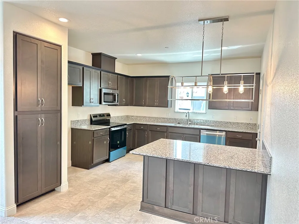 236 Montage Drive Merced, CA 95348