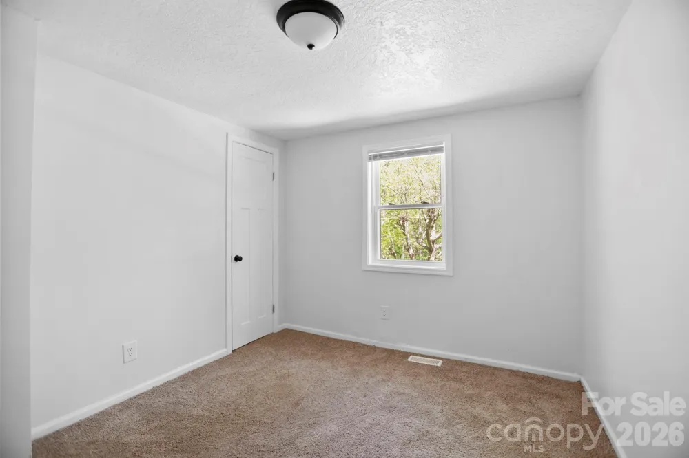 1007 Fork Road Barnardsville, NC 28709
