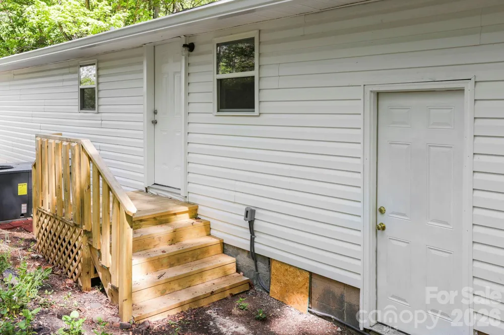 1007 Fork Road Barnardsville, NC 28709