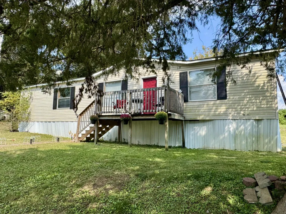 147 Mayberry Street Harriman, TN 37748