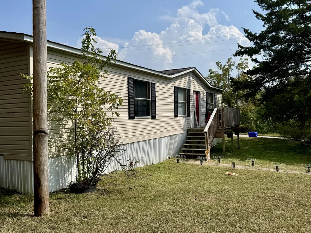 147 Mayberry Street Harriman, TN 37748