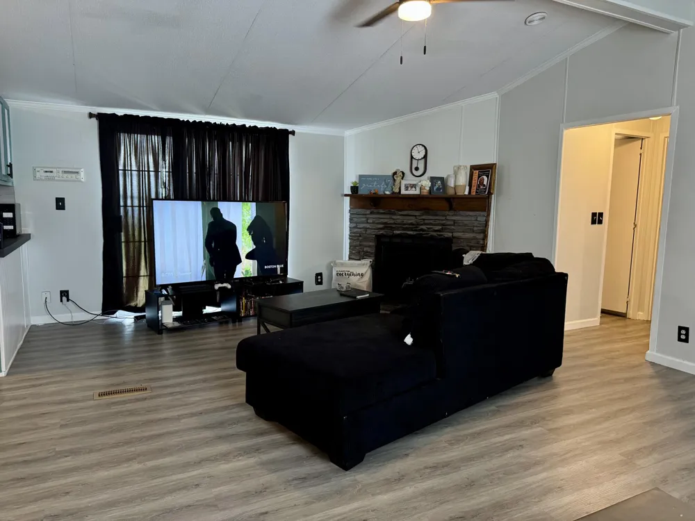 147 Mayberry Street Harriman, TN 37748