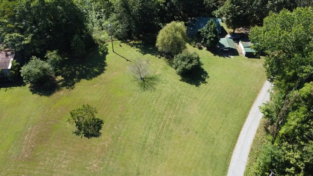 140 Spivey Ln Gainesboro, TN 38562