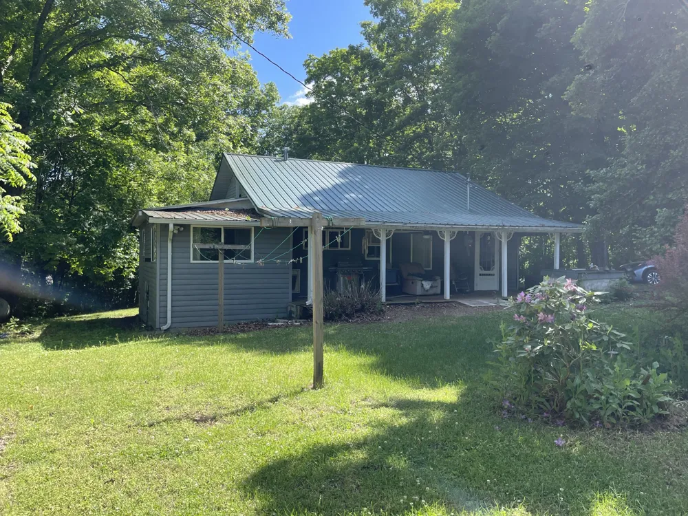 140 Spivey Ln Gainesboro, TN 38562