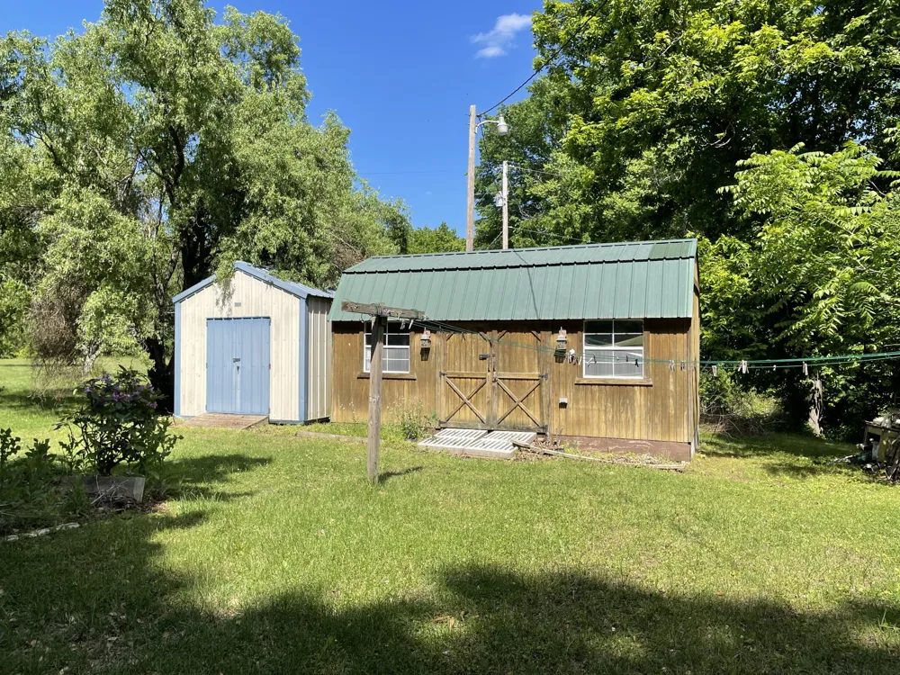 140 Spivey Ln Gainesboro, TN 38562