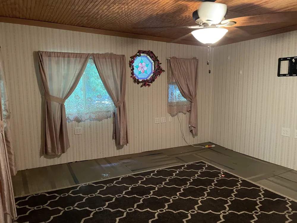 140 Spivey Ln Gainesboro, TN 38562