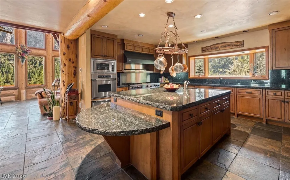 276 Seven Dwarfs Road Mount Charleston, NV 89124