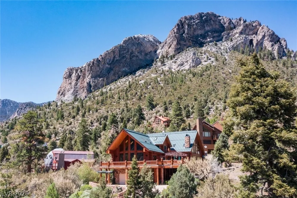 276 Seven Dwarfs Road Mount Charleston, NV 89124