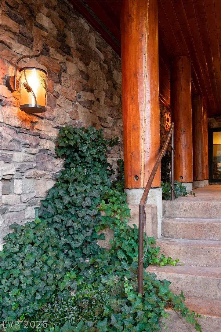 276 Seven Dwarfs Road Mount Charleston, NV 89124