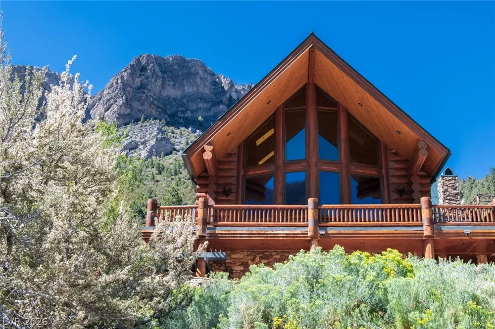 276 Seven Dwarfs Road Mount Charleston, NV 89124
