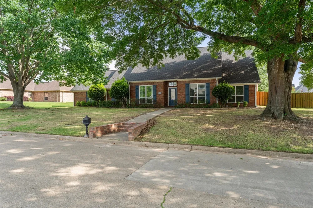216 TURNBERRY Mt Pleasant, TX 75455