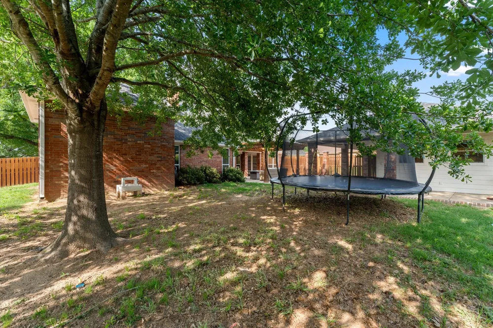 216 TURNBERRY Mt Pleasant, TX 75455