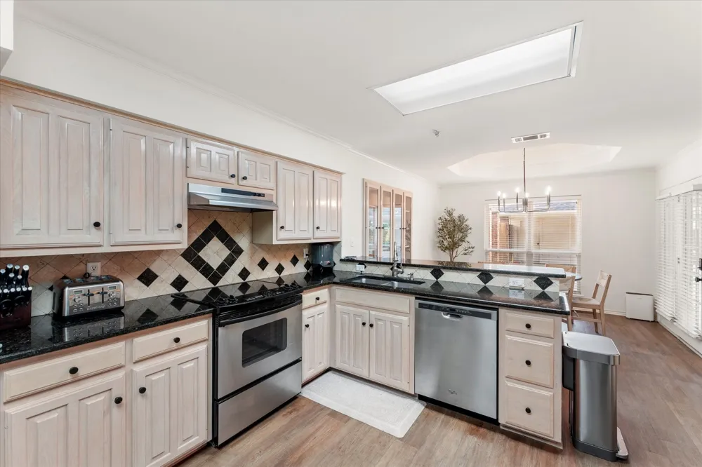 216 TURNBERRY Mt Pleasant, TX 75455
