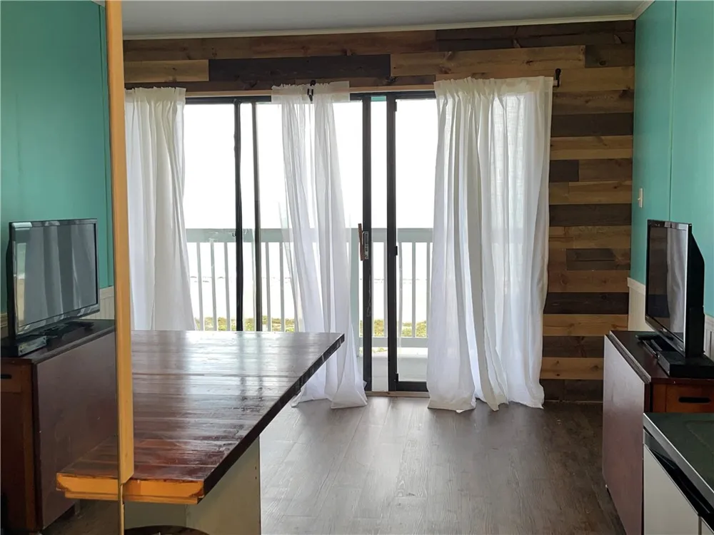 3938 Surfside Boulevard #2102 Corpus Christi, TX 78402
