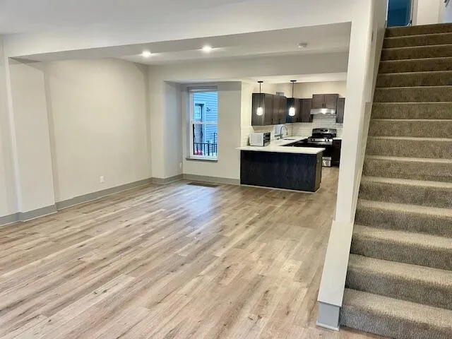 328 Maple Avenue Holland City, MI 49423