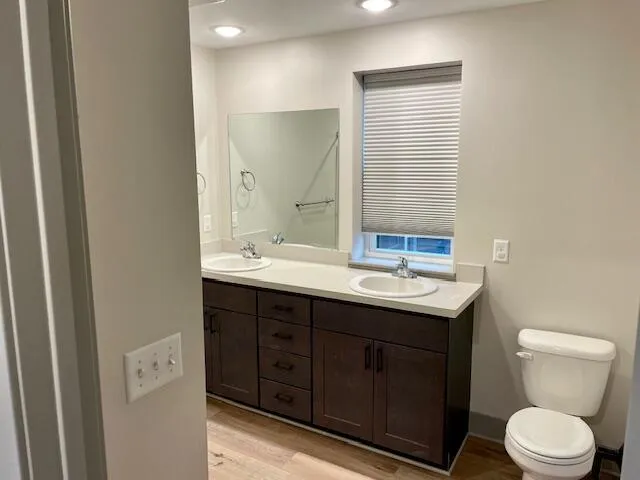 328 Maple Avenue Holland City, MI 49423