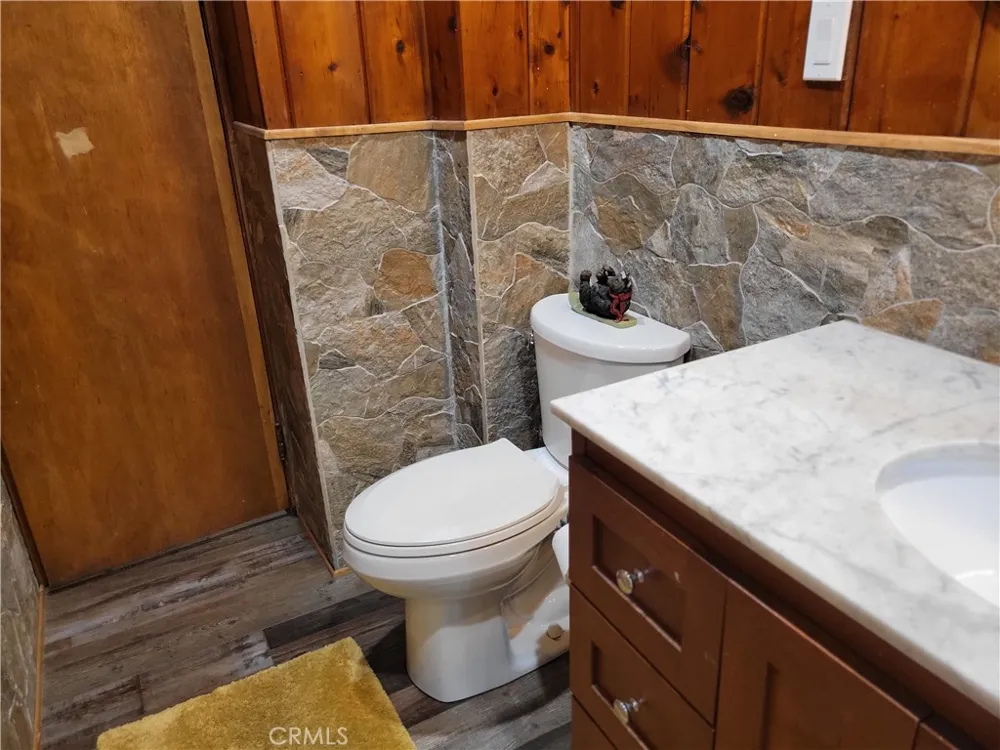 1116 Lark Road Wrightwood, CA 92397