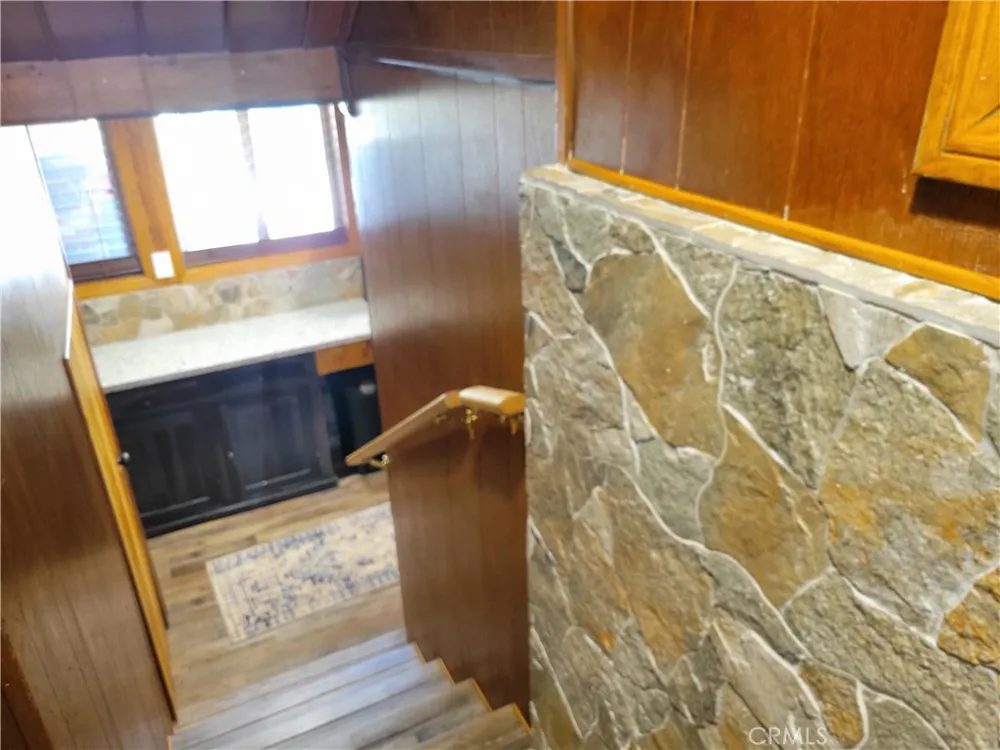 1116 Lark Road Wrightwood, CA 92397