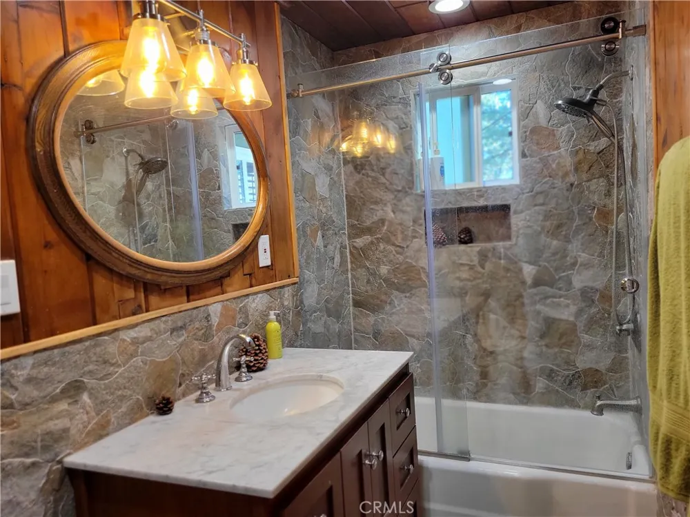 1116 Lark Road Wrightwood, CA 92397