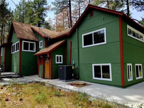 1116 Lark Road