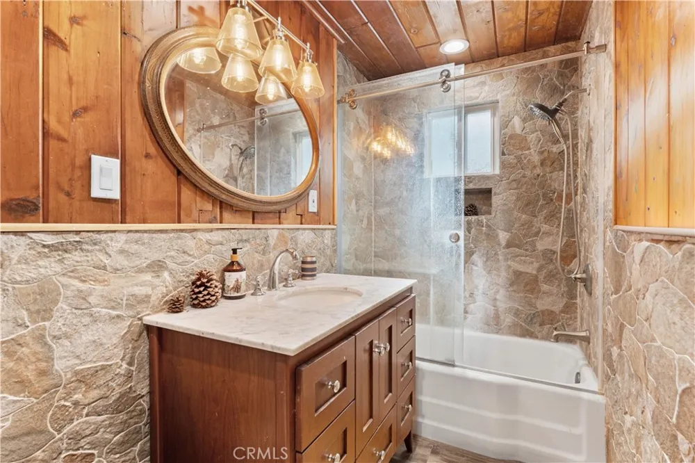 1116 Lark Road Wrightwood, CA 92397