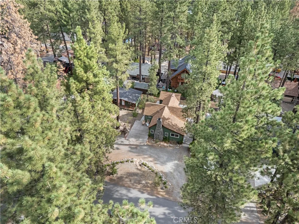 1116 Lark Road Wrightwood, CA 92397