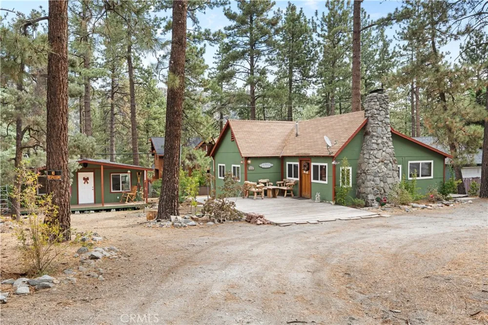 1116 Lark Road Wrightwood, CA 92397