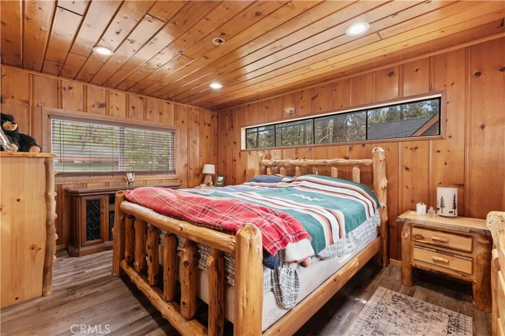 1116 Lark Road Wrightwood, CA 92397